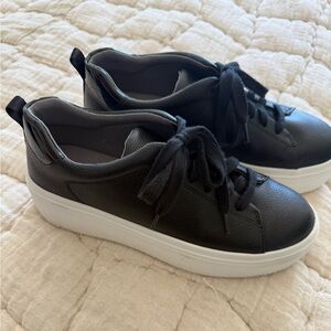 Black leather Platform Lace-Up Sneakers for Women